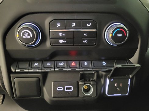 Used 2025 Chevrolet Silverado 1500 Custom Trail Boss image 5