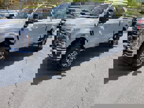 New 2025 Ford F250 Lariat w/ Lariat Ultimate Package image 24