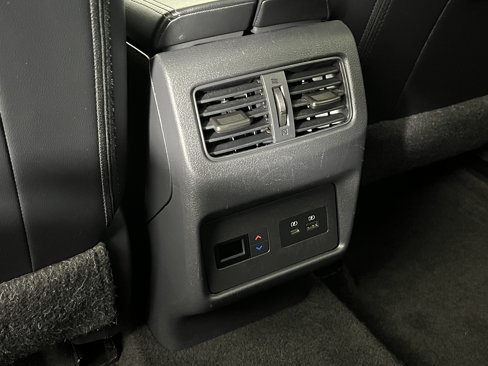 Used 2023 Nissan Rogue SL w/ SL Premium Package image 28