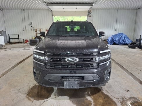 Used 2024 Ford Expedition Max Limited image 2