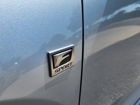 New 2025 Lexus TX 500h AWD image 10