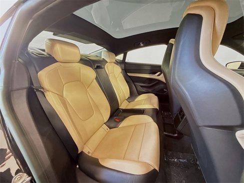 Certified 2022 Porsche Taycan GTS image 19