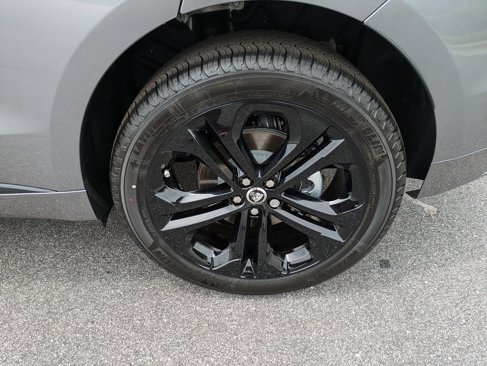 New 2026 Jaguar F-PACE R-Dynamic S image 31