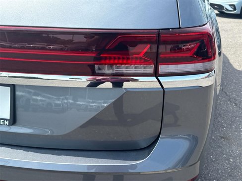 New 2025 Volkswagen Atlas SE image 9