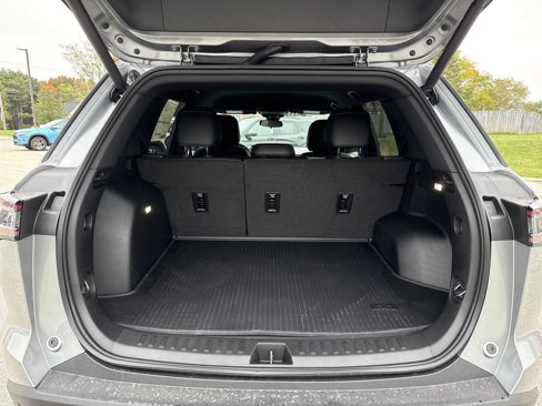 New 2026 Chevrolet Equinox LT w/ Convenience Package II image 14
