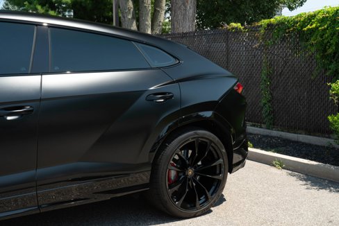 Used 2022 Lamborghini Urus image 34