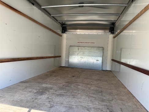 Used 2024 Ford E-350 and Econoline 350 Super Duty w/ Driver's Safety Package image 7