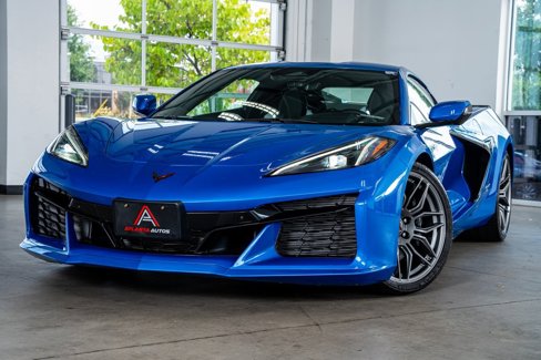 Used 2025 Chevrolet Corvette Z06 w/ Battery Protection Package image 2