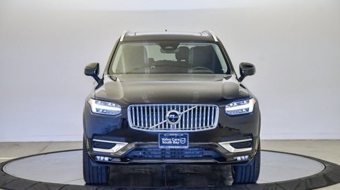 Certified 2025 Volvo XC90 B6 Plus image 7