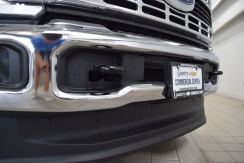 Used 2024 Ford F550 4x4 SuperCab Super Duty image 5
