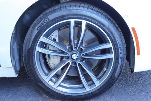 Used 2020 BMW 750i xDrive image 44