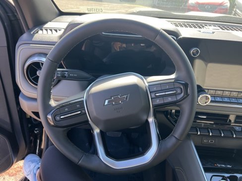 New 2026 Chevrolet Colorado ZR2 w/ Technology Package image 16