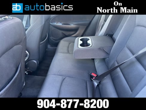 Used 2020 Chevrolet Malibu LT image 16