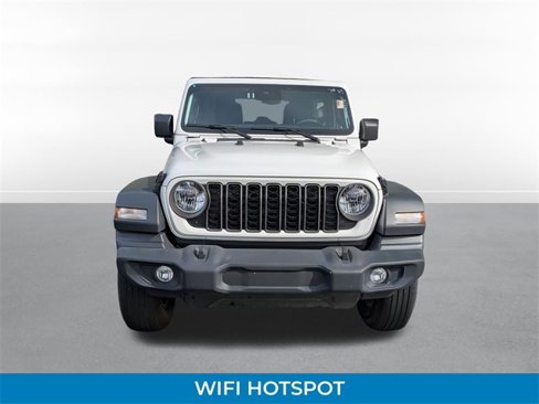 Used 2024 Jeep Wrangler Sport S image 9
