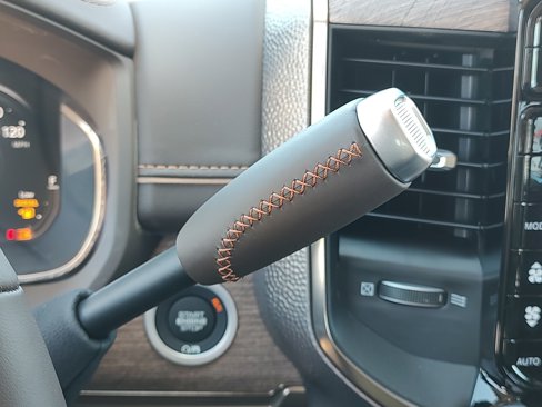 New 2025 RAM 2500 Limited image 23