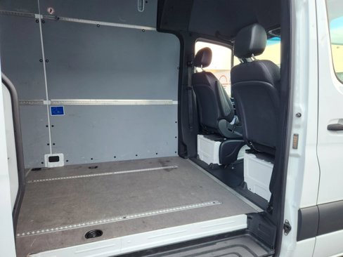 Used 2020 Mercedes-Benz Sprinter 3500 image 16