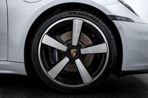 New 2026 Porsche 911 Carrera image 11