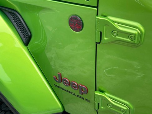 New 2025 Jeep Wrangler Unlimited Rubicon image 15