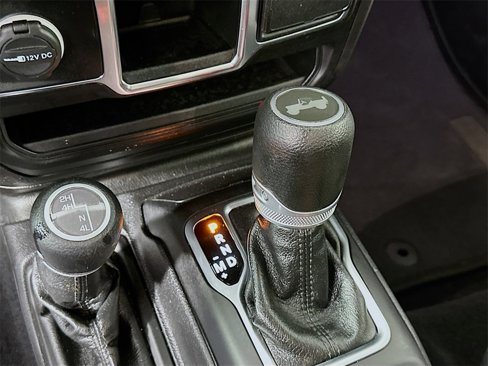 Used 2021 Jeep Wrangler Unlimited Sport image 16