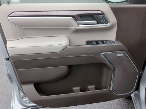 Certified 2024 Chevrolet Silverado 1500 LTZ w/ LTZ Premium Package image 12