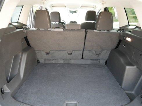 Used 2017 Ford Escape SE w/ SE Cold Weather Package image 10