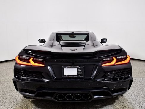 Used 2023 Chevrolet Corvette Z06 image 7