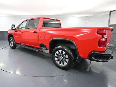 Used 2024 Chevrolet Silverado 2500 Custom w/ Z71 Off-Road Package image 9