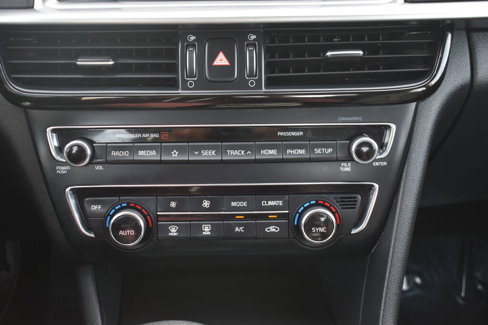 Used 2019 Kia Optima LX w/ LX Premium Package image 20