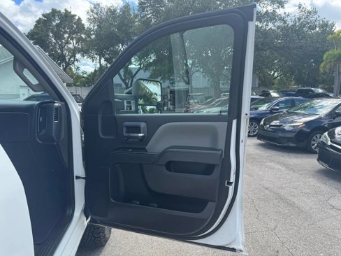 Used 2018 Chevrolet Silverado 2500 W/T w/ WT Convenience Package image 16