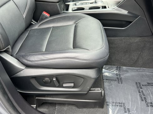 Used 2022 Ford Explorer Limited w/ Equipment Group 301A image 31