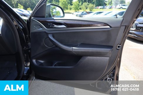 Used 2025 BMW X4 xDrive30i image 30
