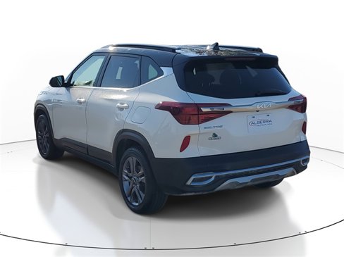 Certified 2023 Kia Seltos S image 3