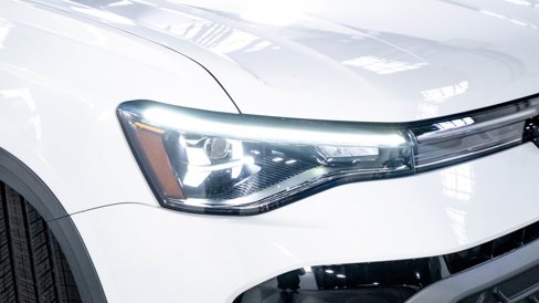 New 2025 Volkswagen Taos SE image 33