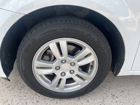Used 2013 Chevrolet Sonic LT image 19