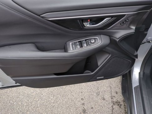 New 2025 Subaru Outback Limited image 12
