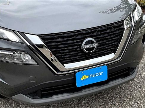 Certified 2022 Nissan Rogue SV image 30