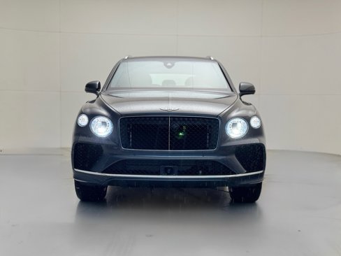 New 2024 Bentley Bentayga image 3