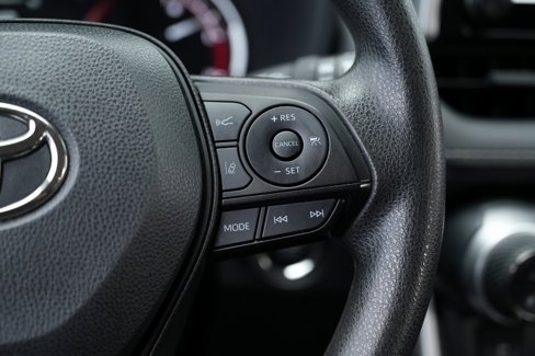 Used 2023 Toyota RAV4 XLE image 40