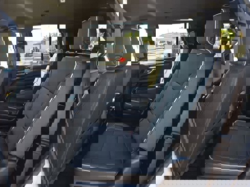 New 2026 GMC Yukon Elevation image 10