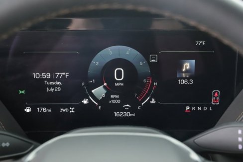 Used 2025 GMC Yukon AT4 image 21