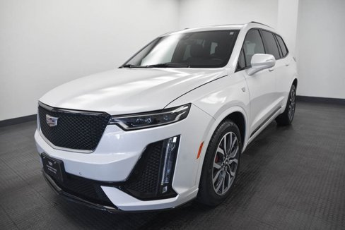 Used 2024 Cadillac XT6 Sport w/ LPO, Onyx Lite Package image 3