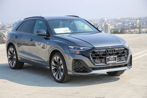 New 2025 Audi Q8 Premium Plus image 3