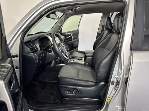 Used 2021 Toyota 4Runner SR5 Premium image 24