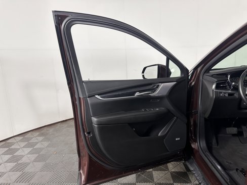 Certified 2023 Cadillac XT5 Premium Luxury image 28