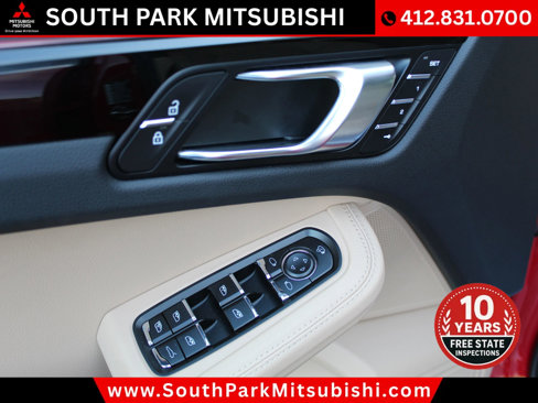Used 2024 Porsche Macan S image 21