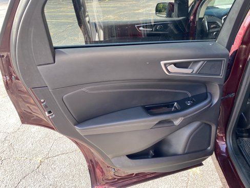 Used 2019 Ford Edge Titanium w/ Cold Weather Package image 21