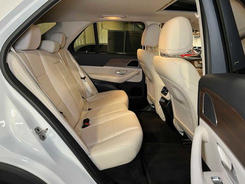 Used 2021 Mercedes-Benz GLE 350 4MATIC image 12