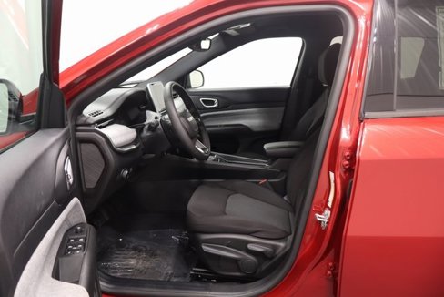 New 2025 Jeep Compass Sport image 10