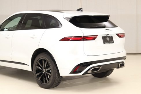 Used 2024 Jaguar F-PACE R-Dynamic S image 23