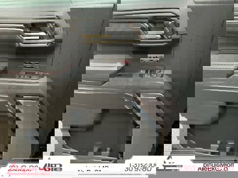 Used 2023 GMC Sierra 1500 AT4X image 17